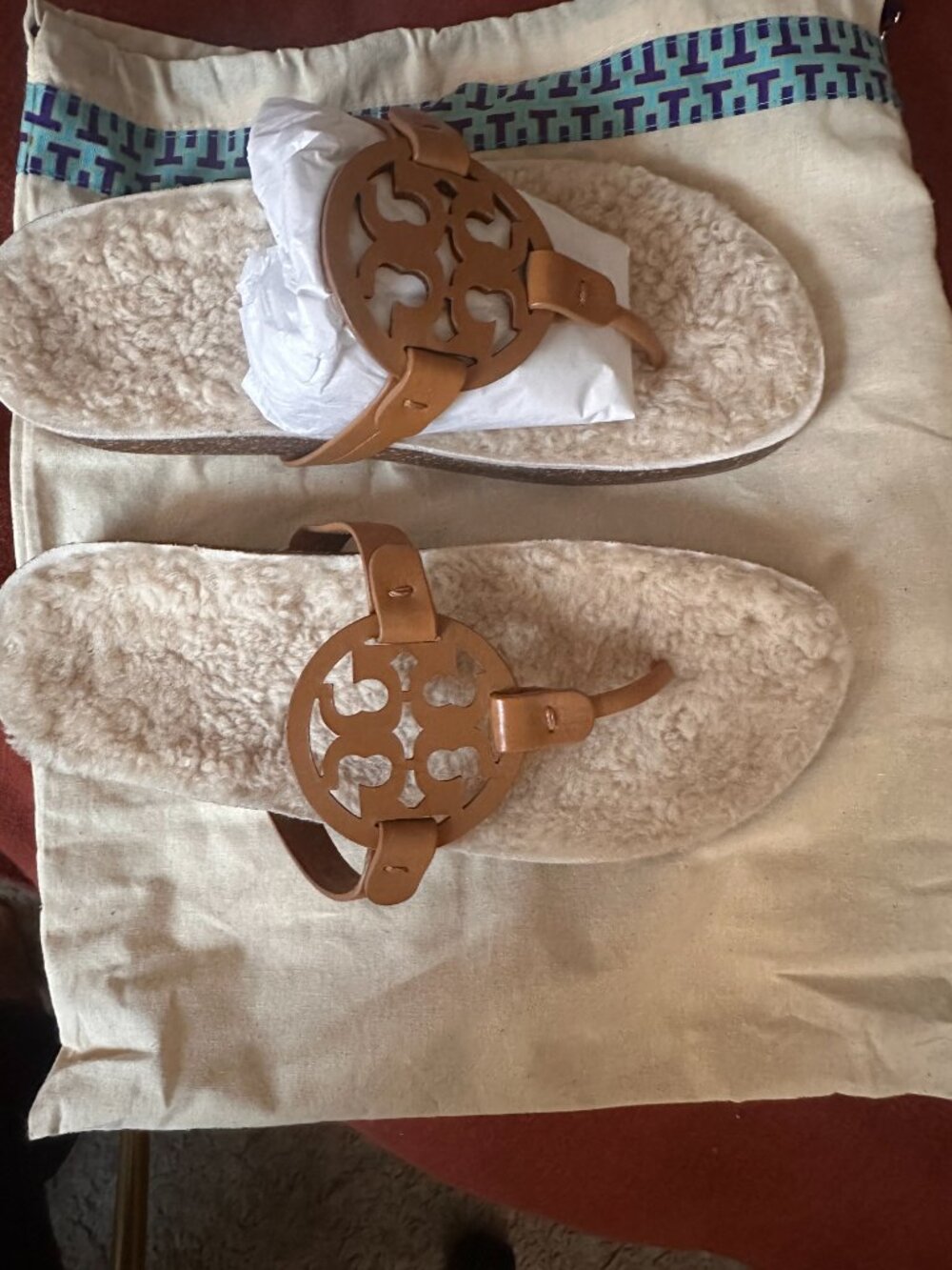 Tory Burch Miller Caramel Cloud Shearling Sandals - New Women Size 8.5 - Picture 2 of 2